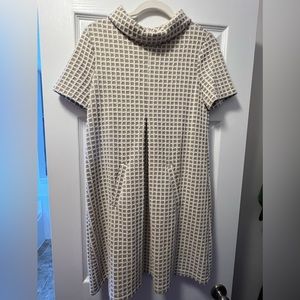 Tyler Boe khaki/white windowpane dress! Perfect for business casual dress code!